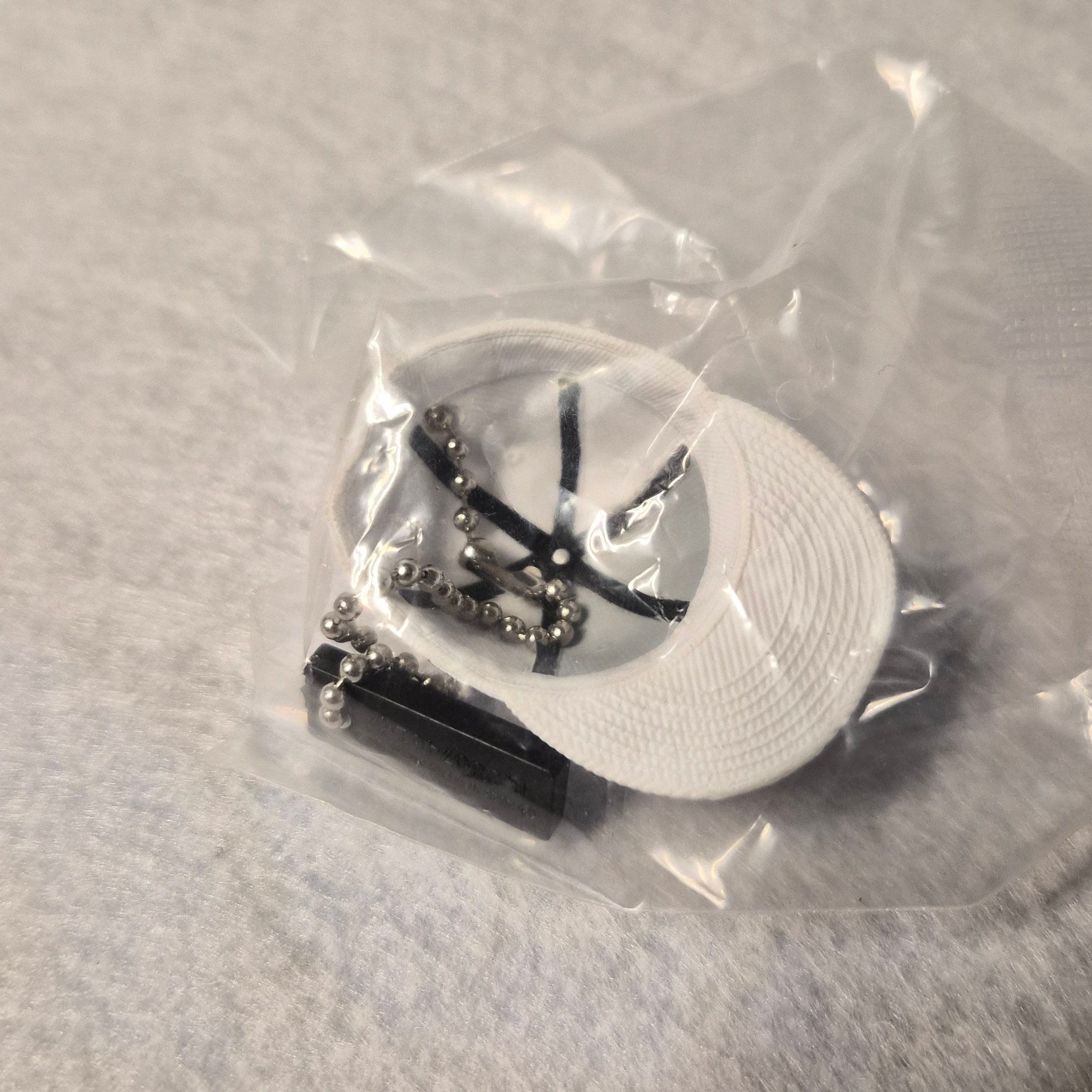 🧢 Colección Miniaturas Gorra New Era - Colgante