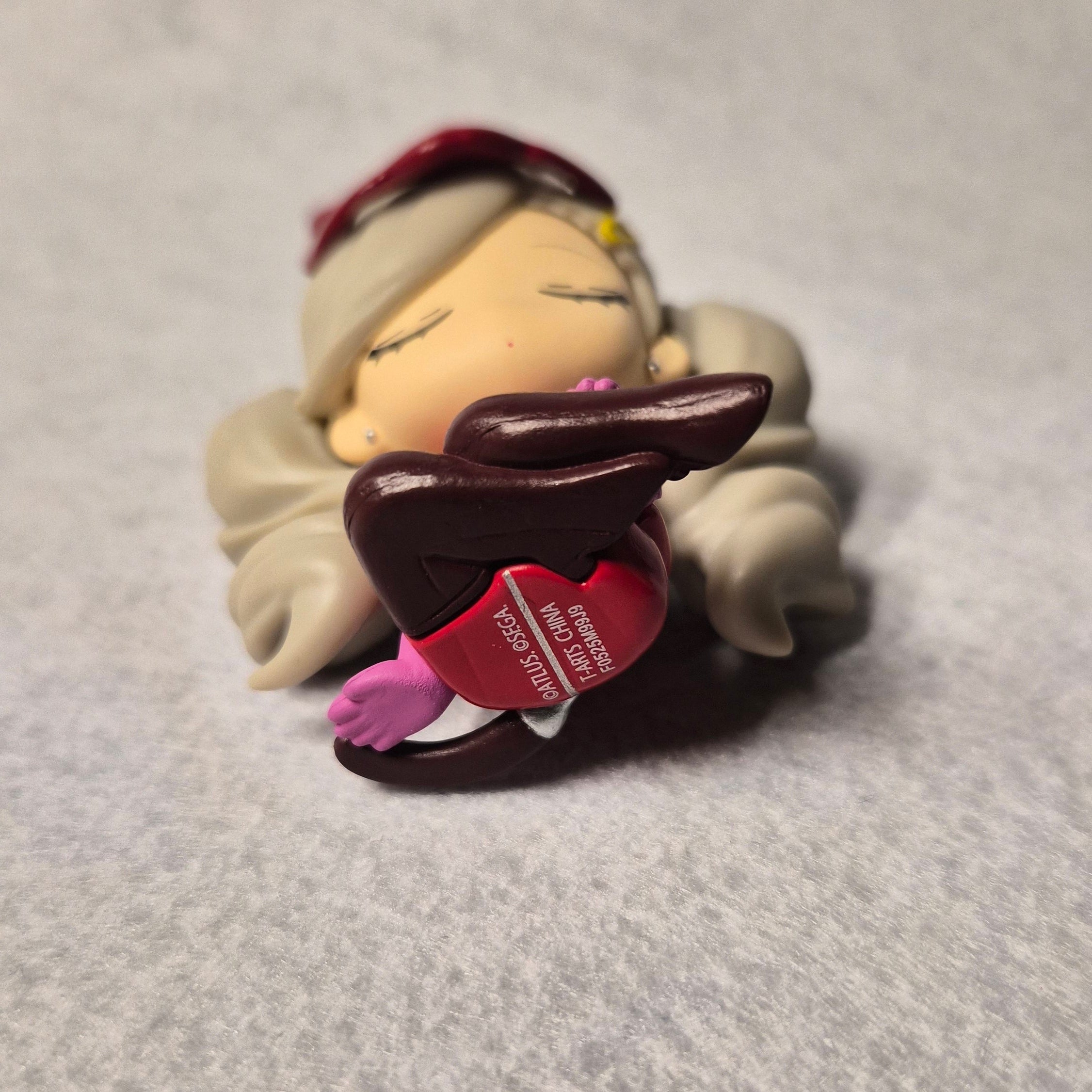 🎭 Figurita Persona 5 Osuwari