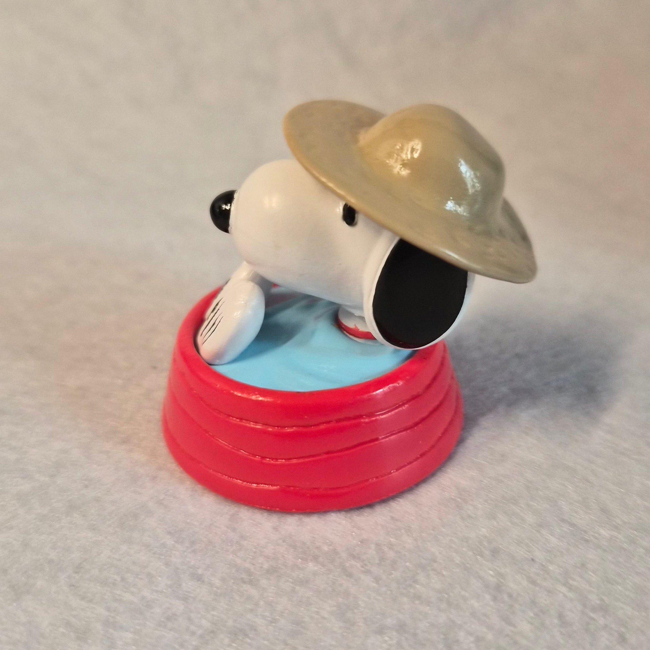 Figuritas Shaky Snoopy