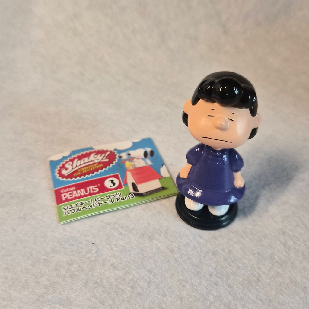 Figuritas Shaky Snoopy