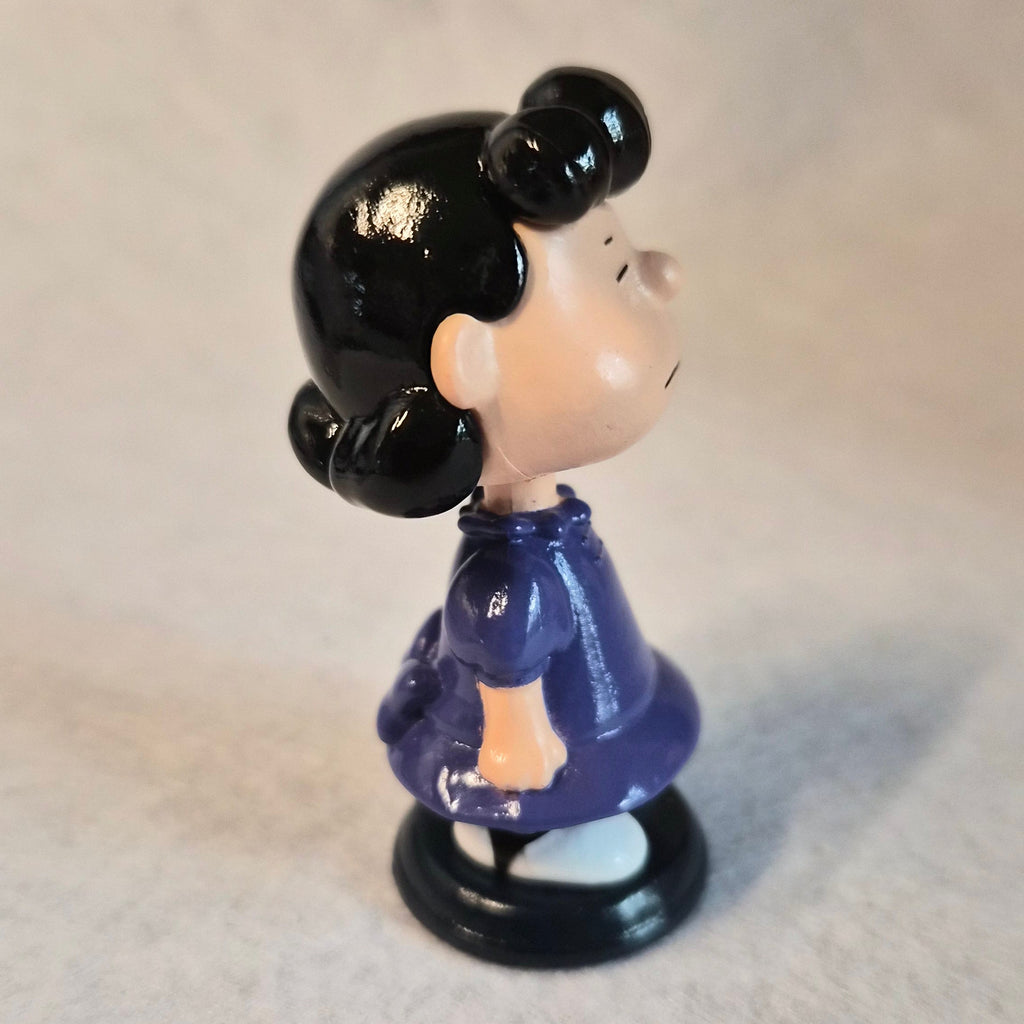 Figuritas Shaky Snoopy