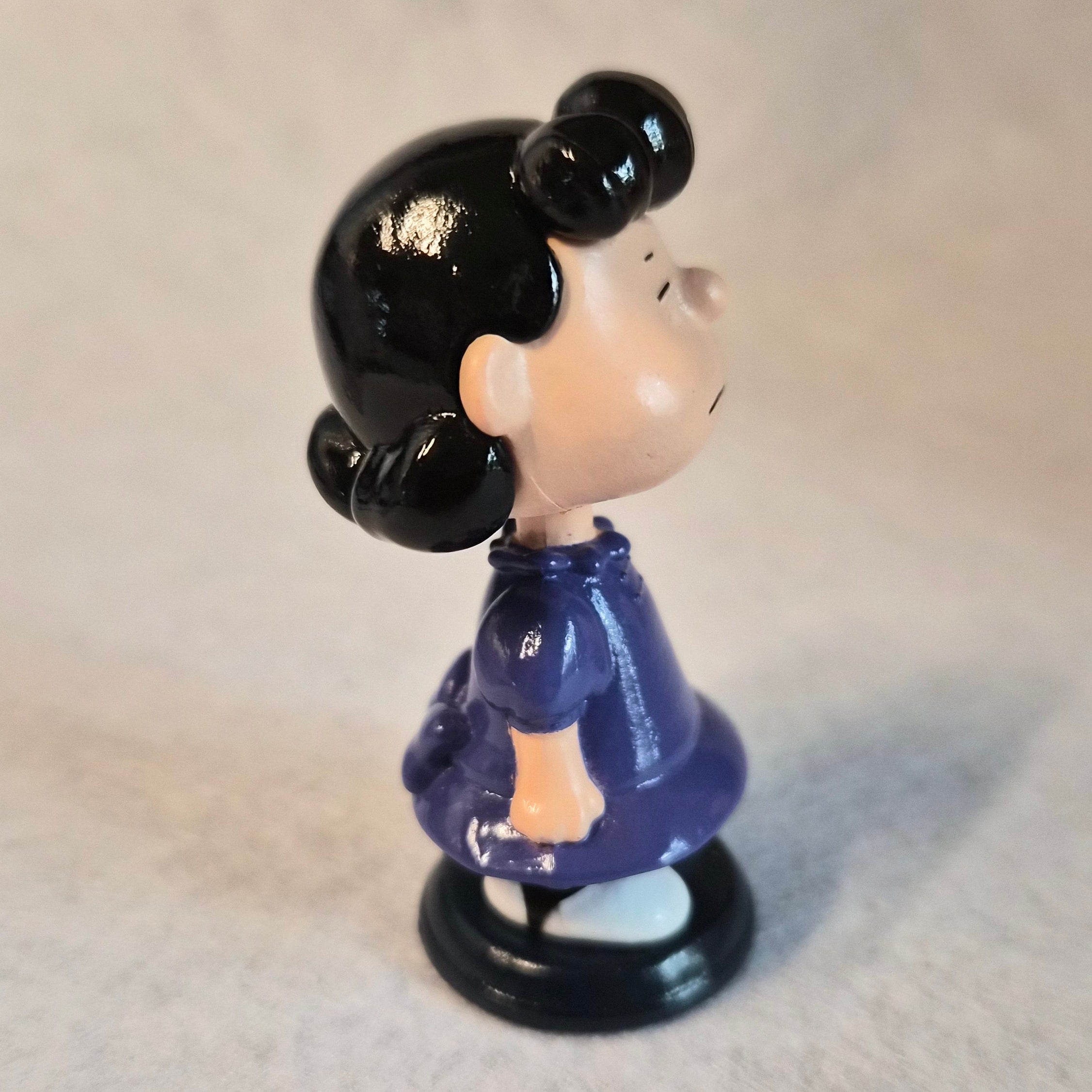 Figuritas Shaky Snoopy