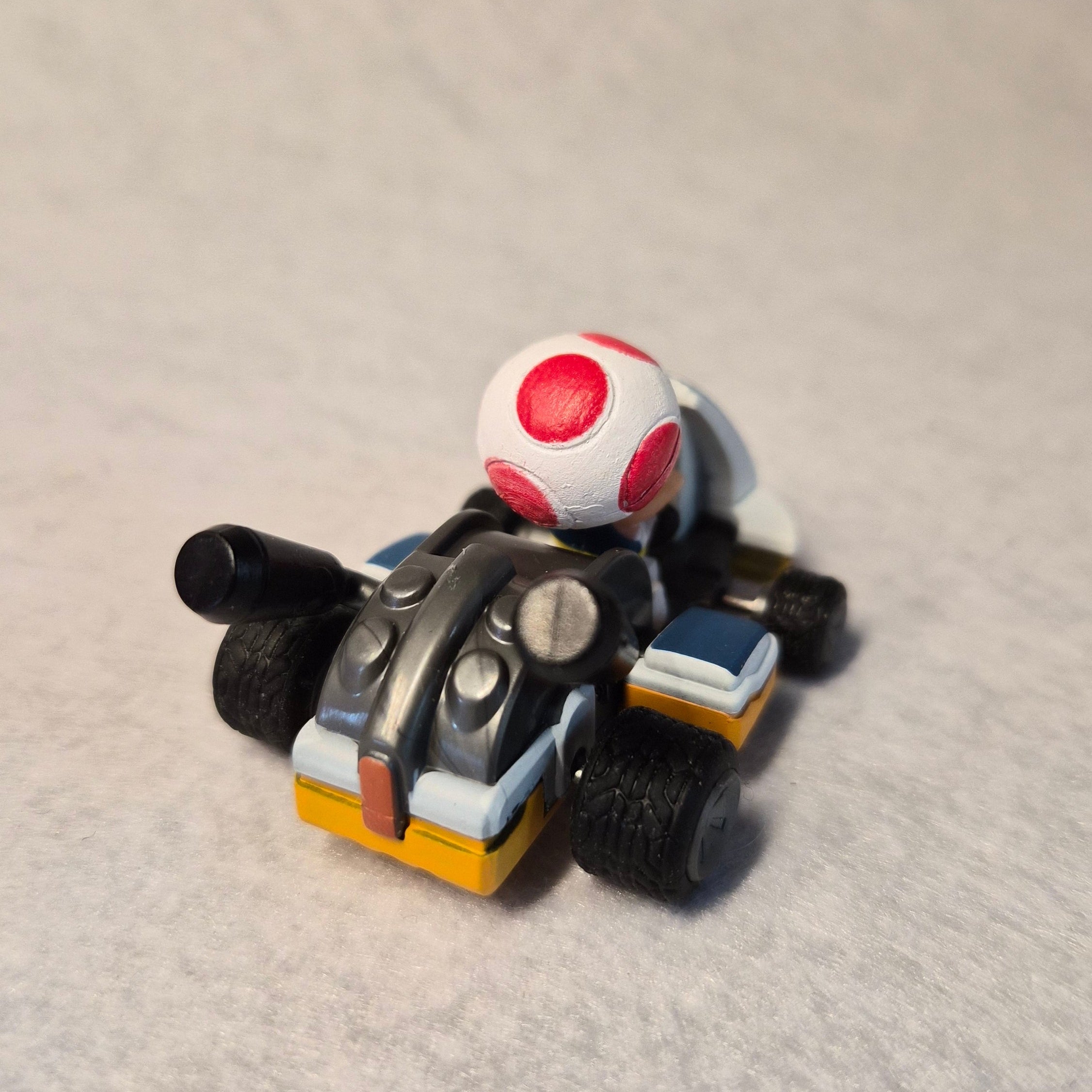 🍄 Miniatura Mario Kart Toad OPENBOX