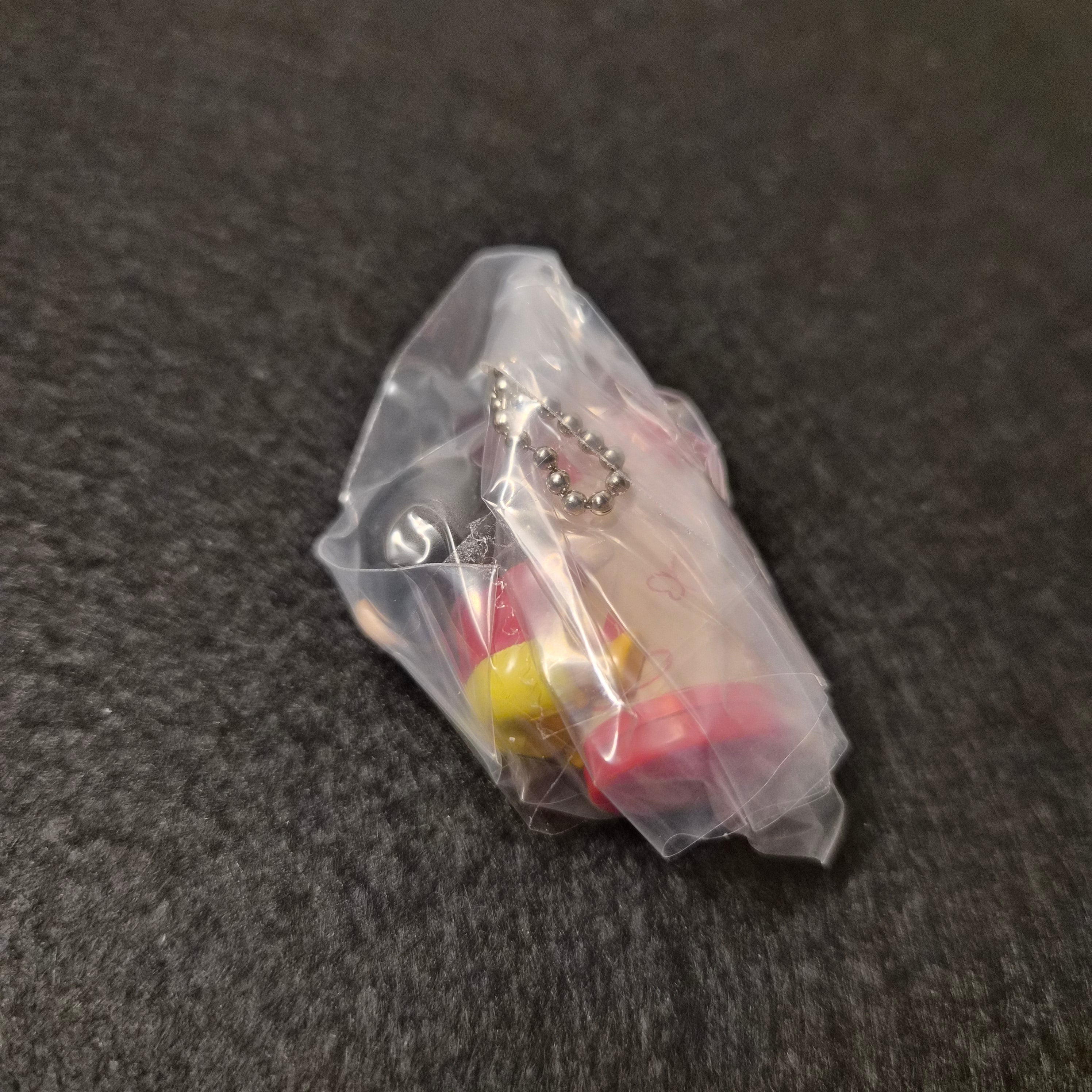 🖍️ Crayon Shin-chan: Onamae Swing (Name Tag) - Bandai 🏷️