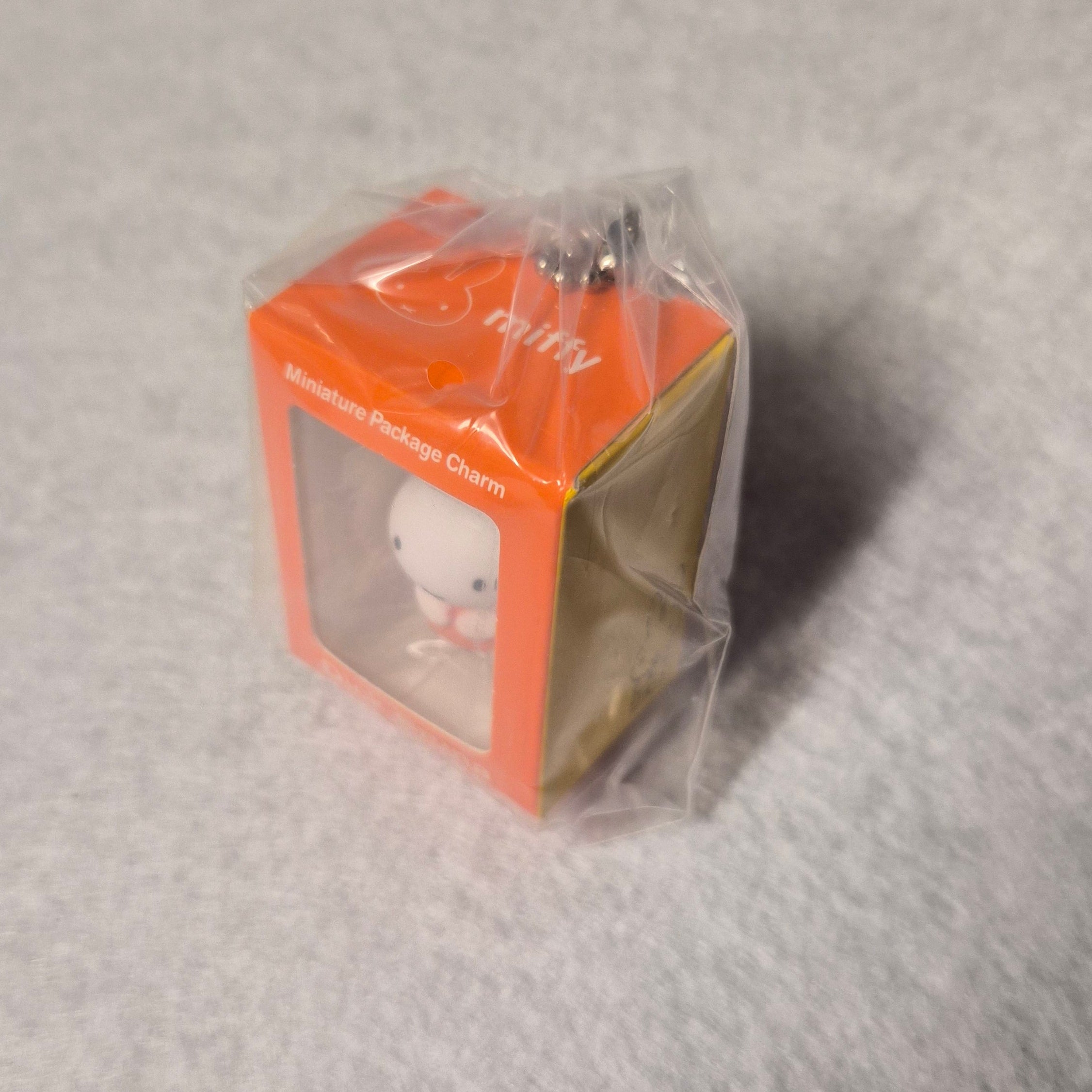 🐰 miffy - Miniature Package Charm ✨