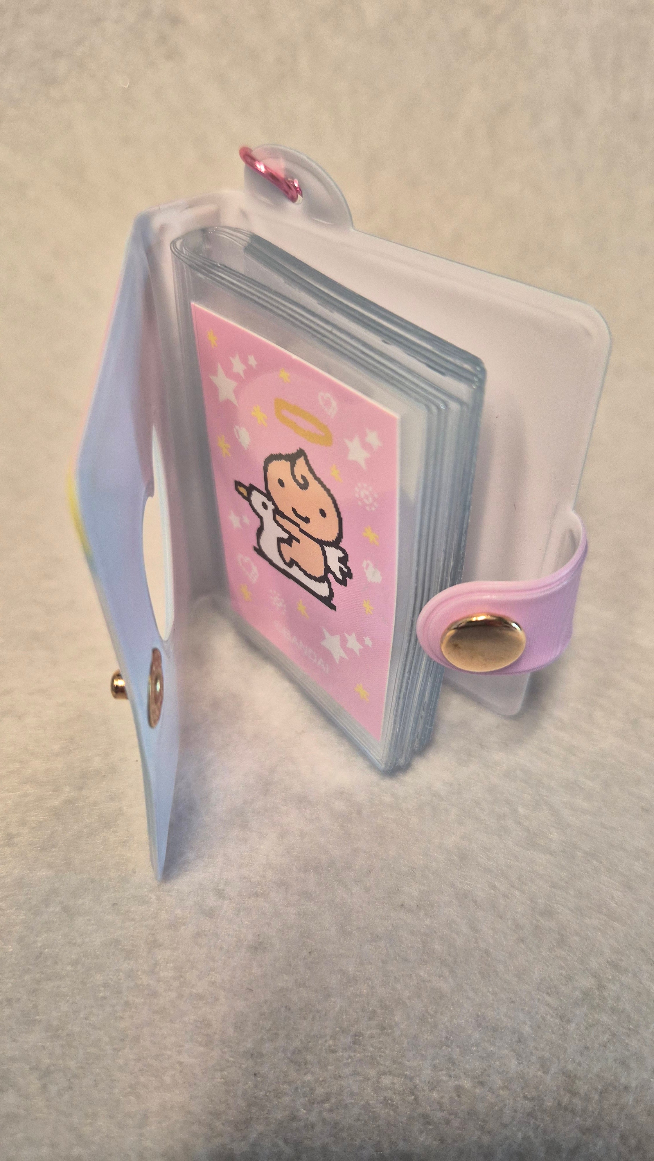 📸 Mini Álbum de Fotos Bandai: Tamagotchi - Keychain Album