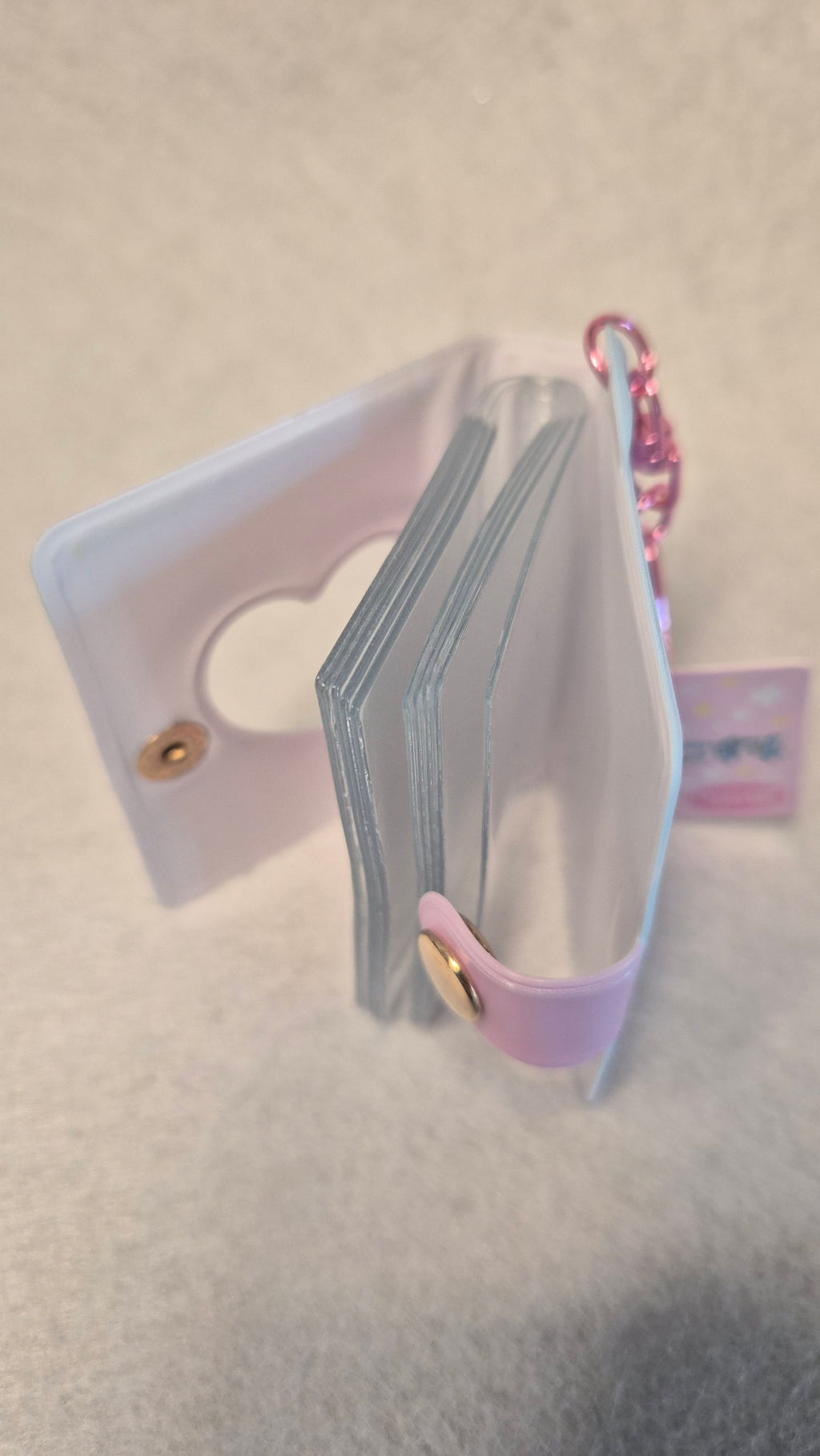 📸 Mini Álbum de Fotos Bandai: Tamagotchi - Keychain Album