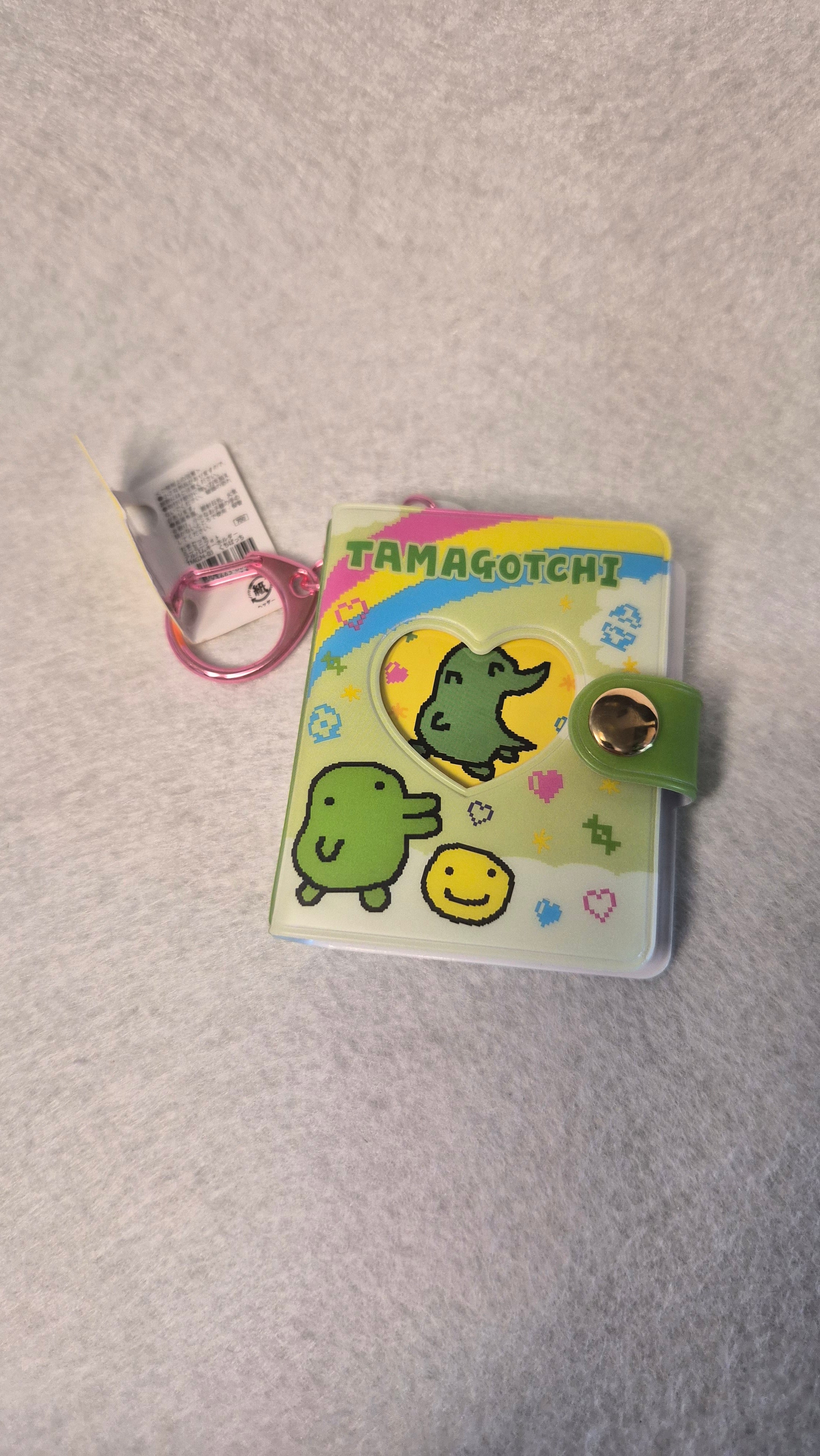 📸 Mini Álbum de Fotos Bandai: Tamagotchi - Keychain Album