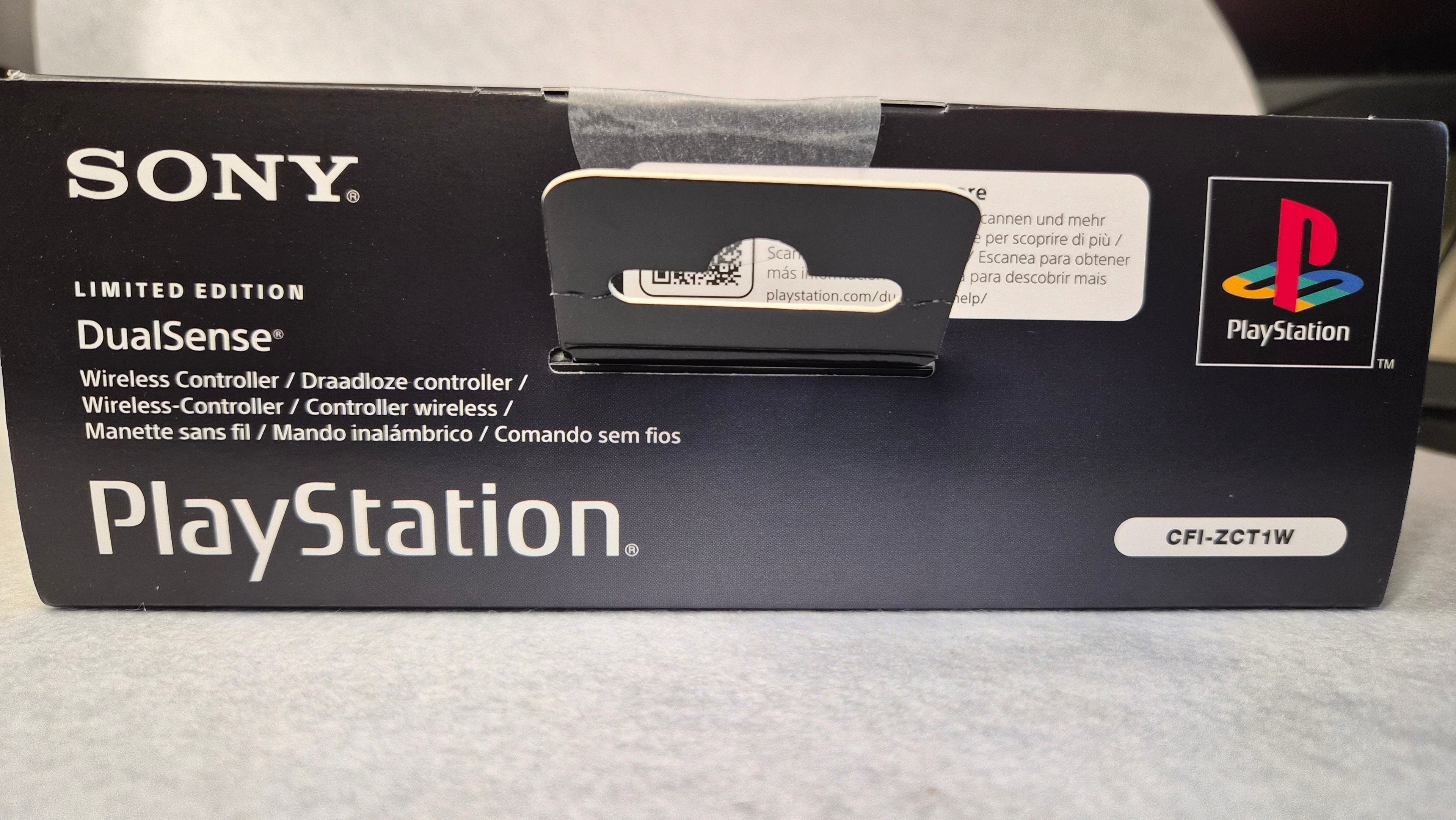 Dualsense 30th Anniversary